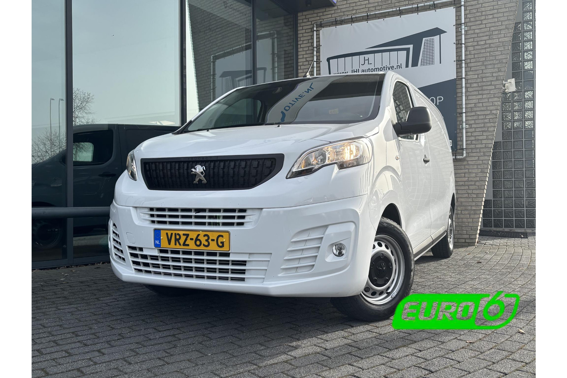 Peugeot Expert 2.0*A/C*CRUISE*NAVI*HAAK*CARPLAY*PDC*BETTIMERING*